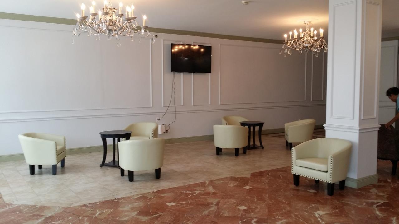 Olive Tree Hotel And Banquet Halls 杰克逊 外观 照片